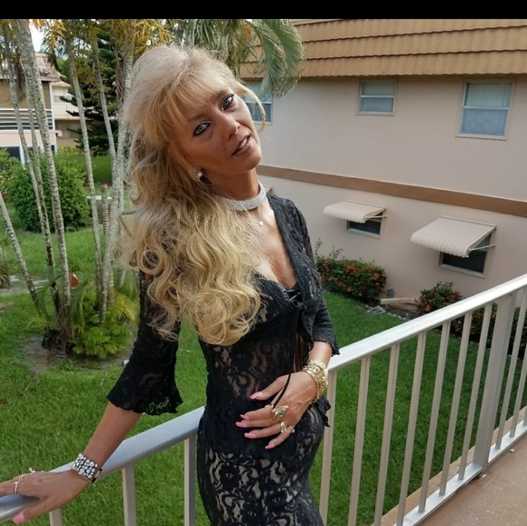 Meet your Posher, Carolynne - Picture 5 of 16